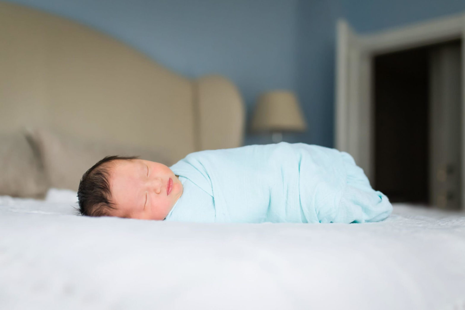 Pittsburgh Newborn Photographer | Baby Plan| Lifestyle Newborn Session | Baby Josie