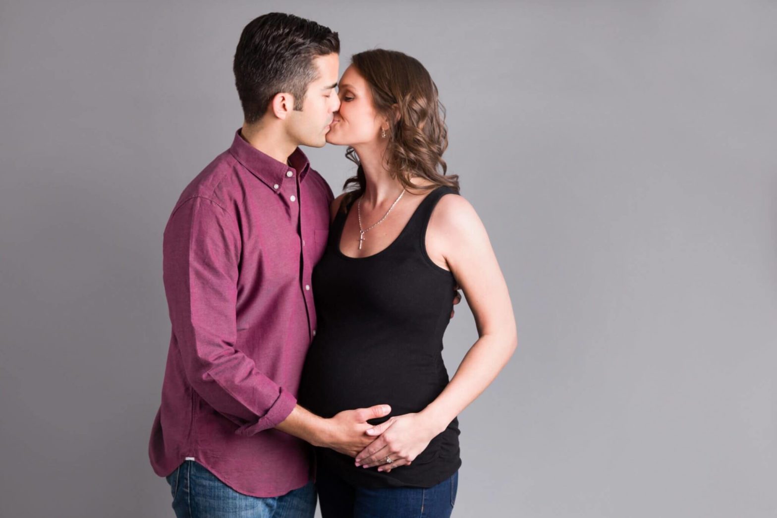 Pittsburgh Maternity Photographer | Maternity Studio Session | V Family